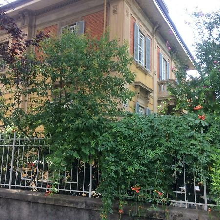 Golden House Apartment Болоня Екстериор снимка
